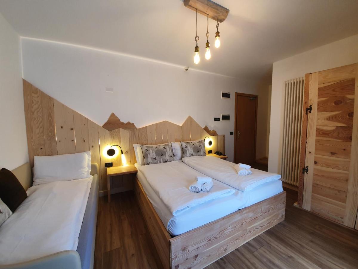 Hotel Pezzotti เปลลิซซาโน ภายนอก รูปภาพ