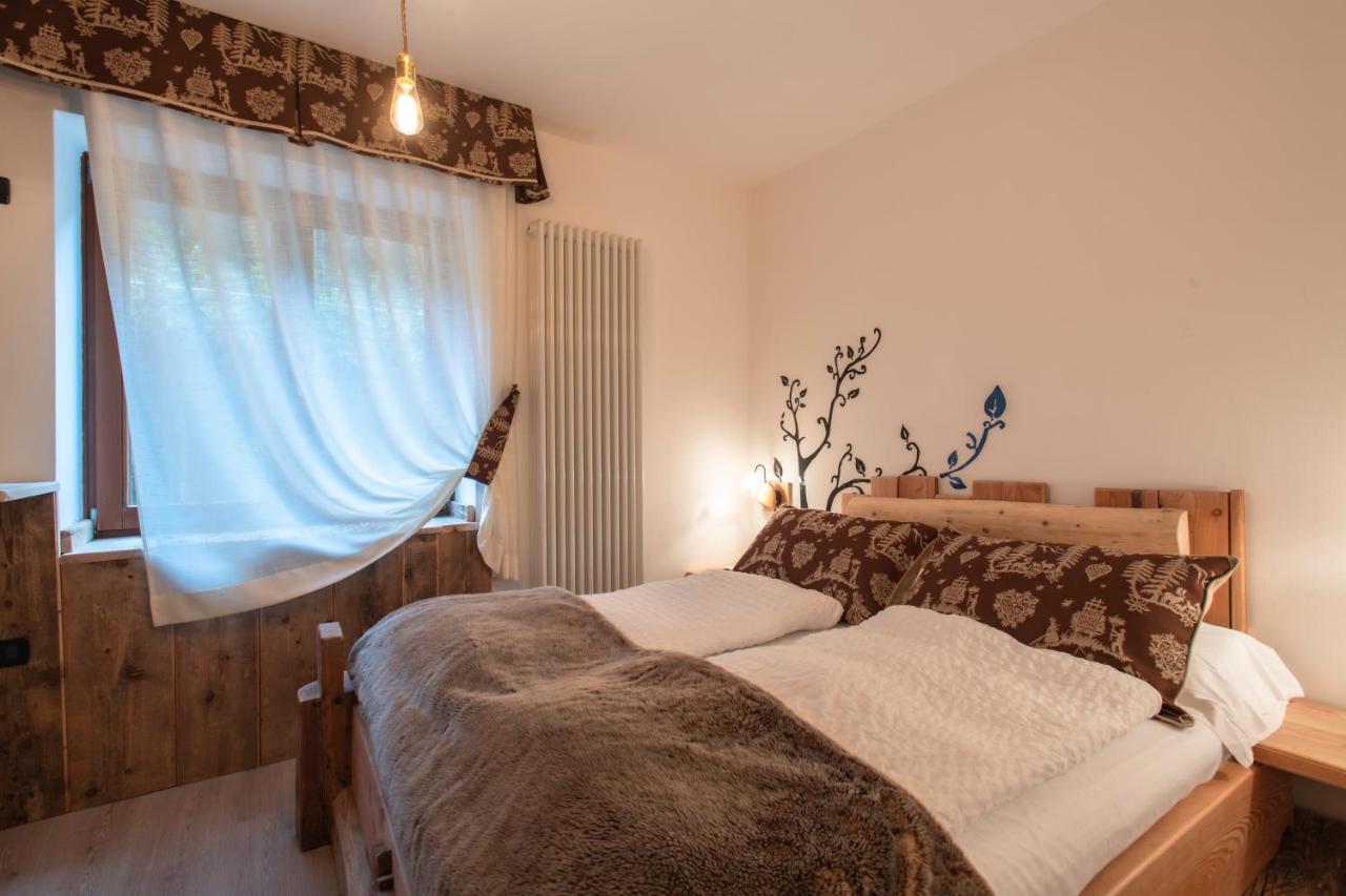 Hotel Pezzotti เปลลิซซาโน ภายนอก รูปภาพ